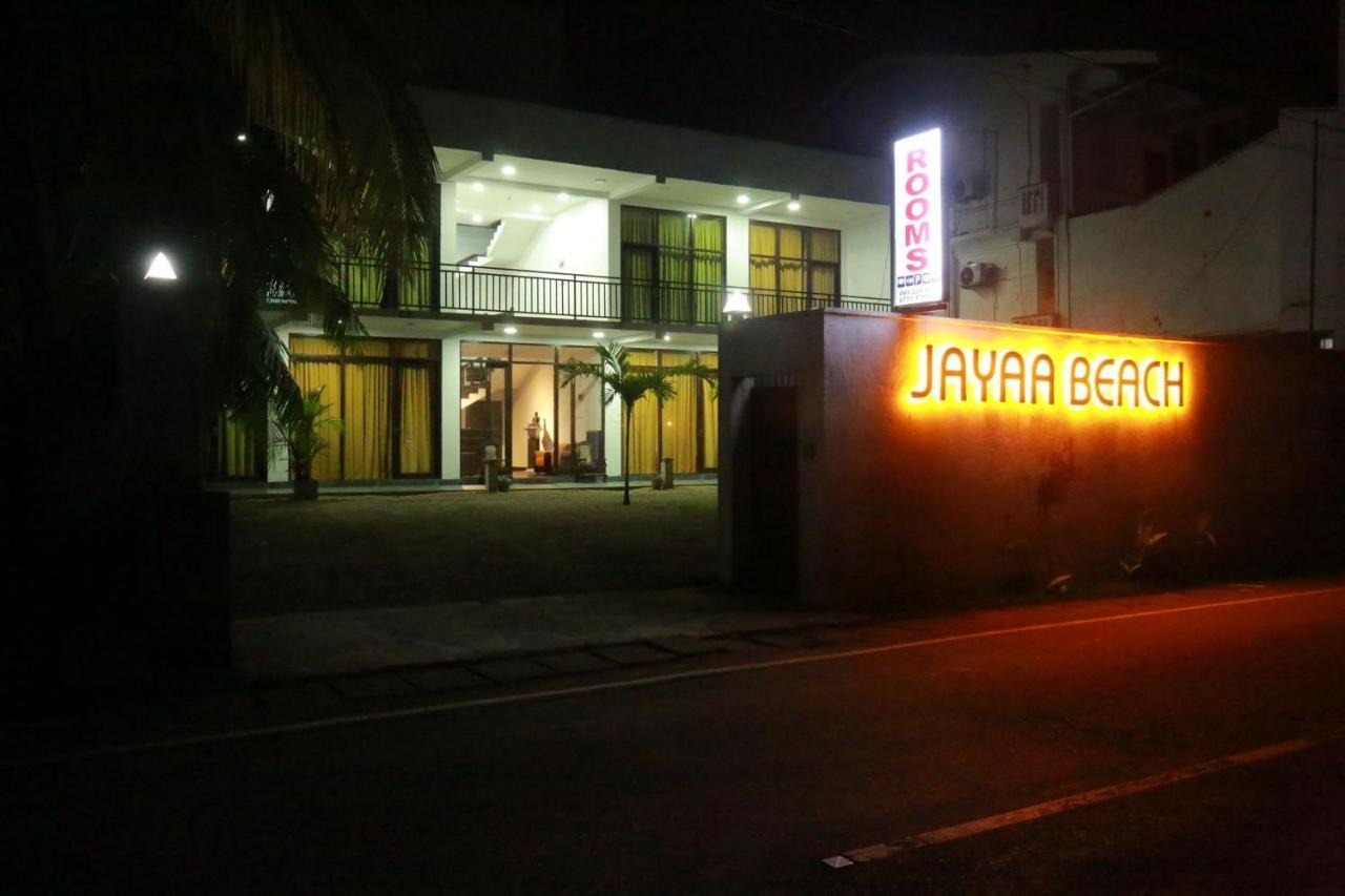 Jayaa Beach Talpe Buitenkant foto