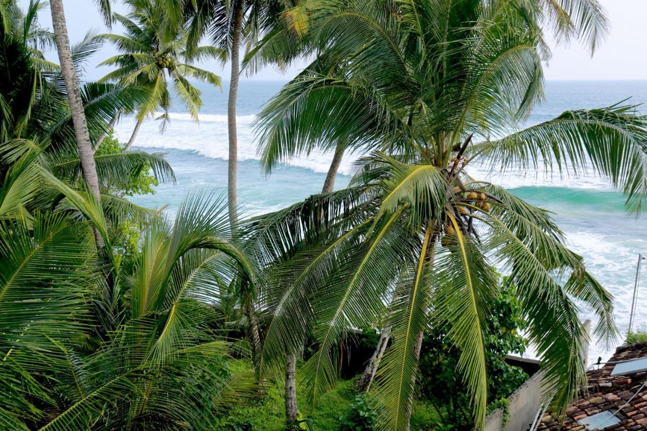 Jayaa Beach Galle Buitenkant foto